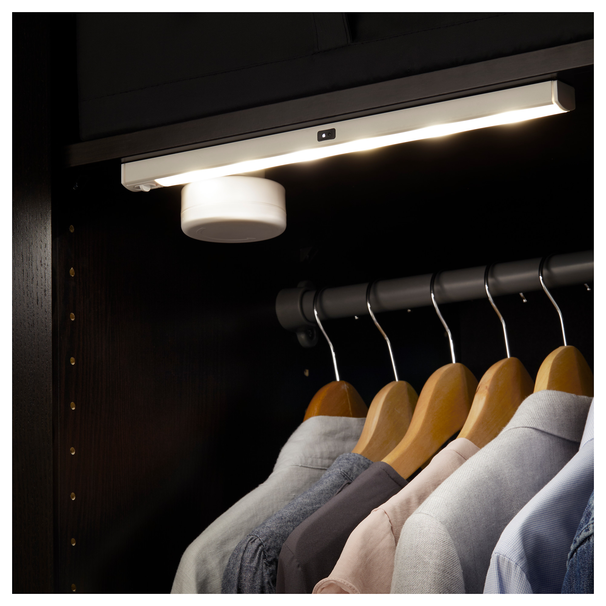 светодиодные лампочки в шкаф