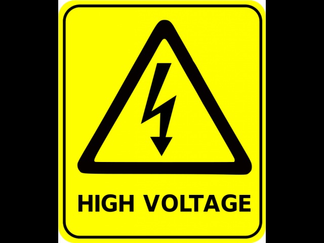 Какой фон должен быть у предупреждающего знака осторожно электрическое напряжение на трансформаторе