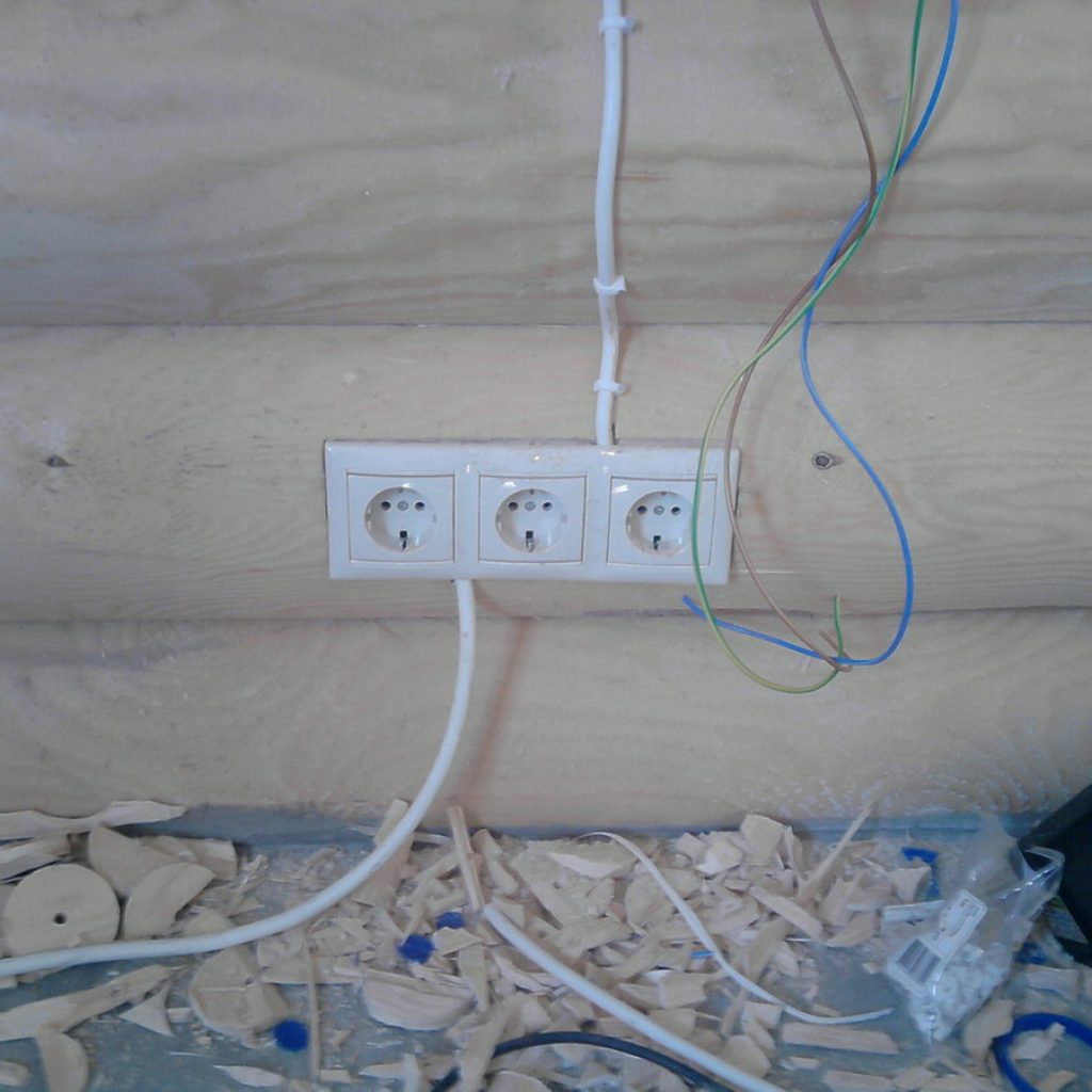 проводка провода в кабель канале